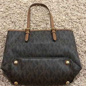 Michael Kors purse